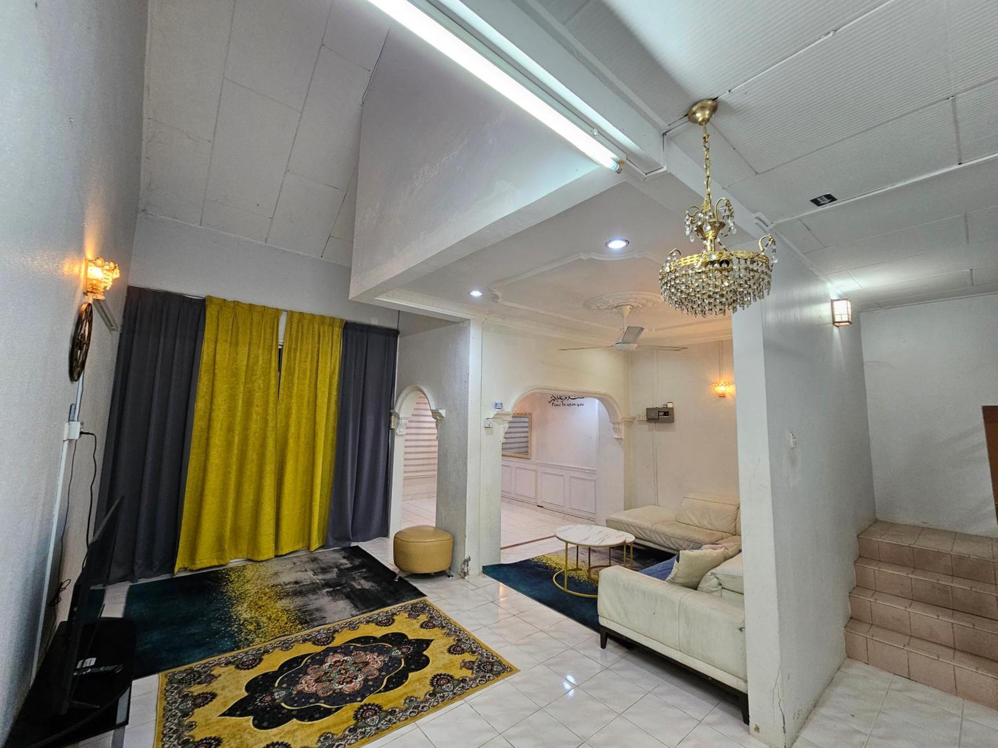 Ruhani Homestay 3 Kb - 4 Bedroom Fully Airconditioned With Wifi & Netflix كوتا بْهارو المظهر الخارجي الصورة