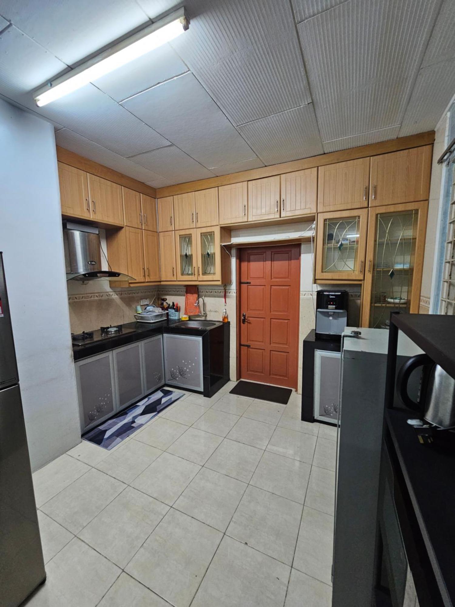 Ruhani Homestay 3 Kb - 4 Bedroom Fully Airconditioned With Wifi & Netflix كوتا بْهارو المظهر الخارجي الصورة